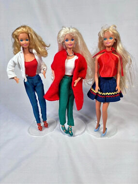 VINTAGE 80s & 90s BARBIE DOLL LOT ✨